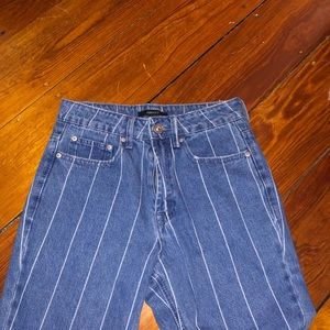 STRIPPED MOM JEANS || 🌟NEW🌟 Forever 21